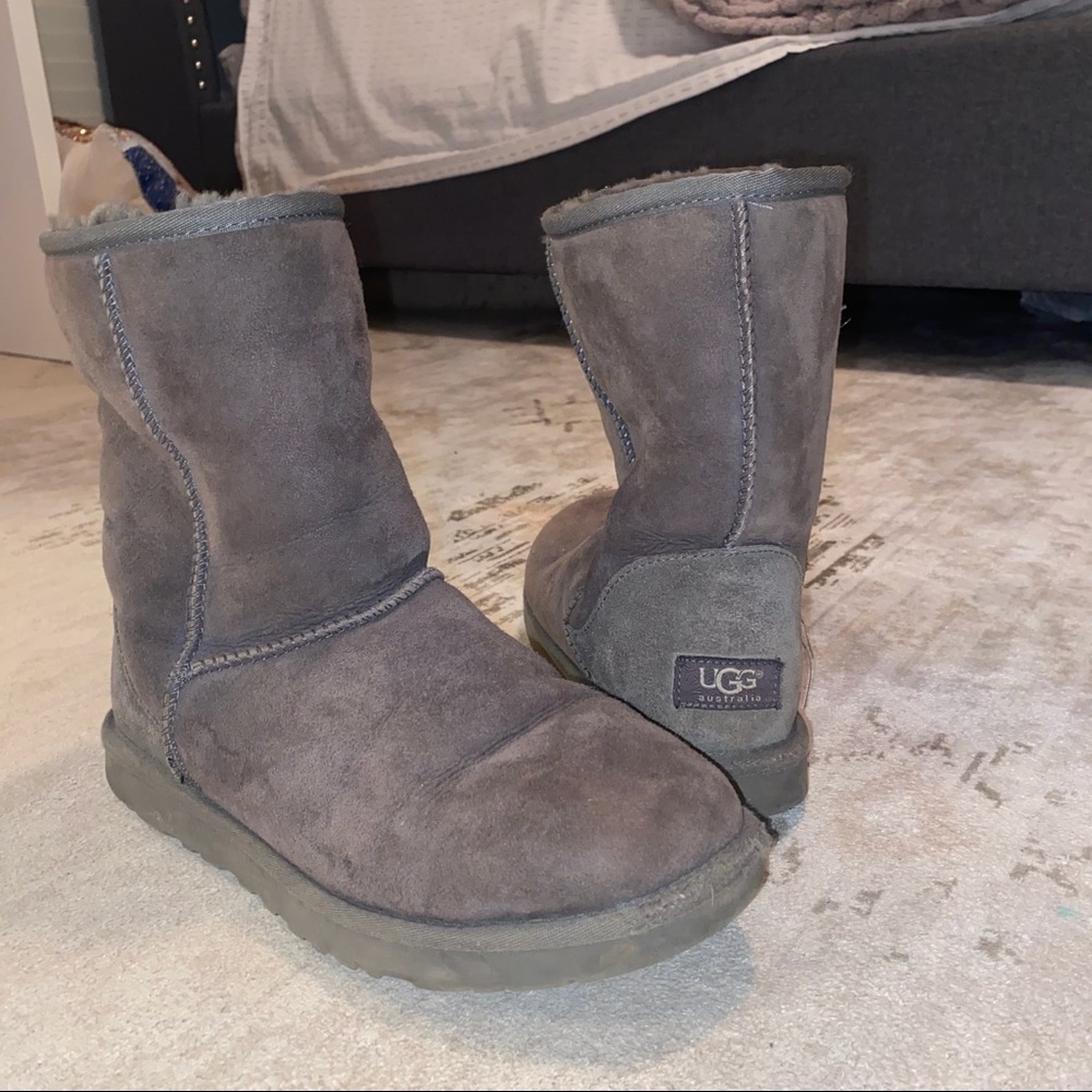 grey regular ugg boots